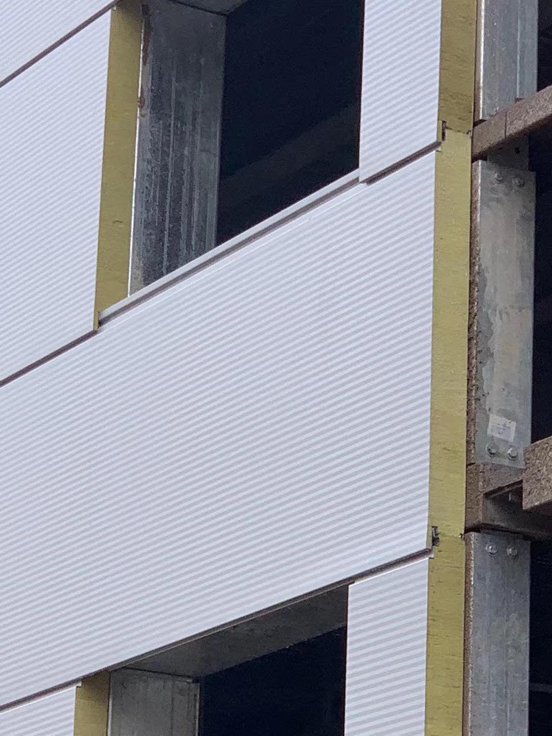 新闻：江苏南通横铺彩钢复合板加工定制