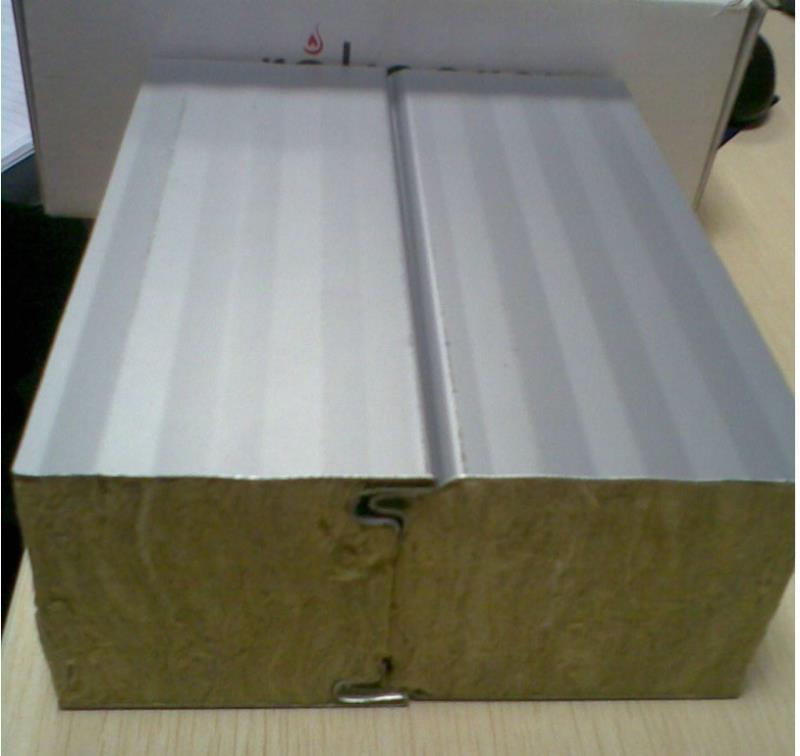 今日资讯：江苏淮安绯红彩钢瓦YX114-300-600型