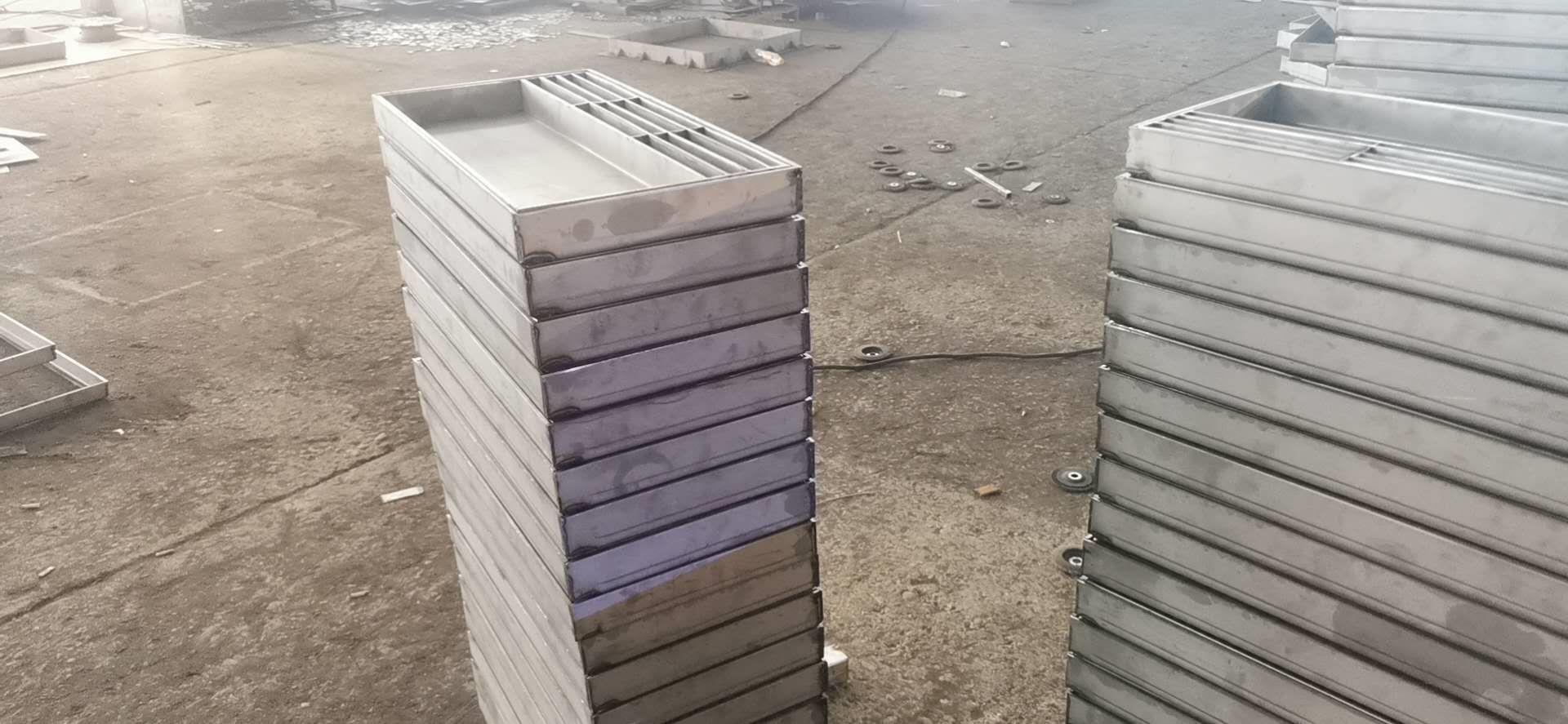 北京不锈钢隐形井盖-园林市政井盖厂家定做